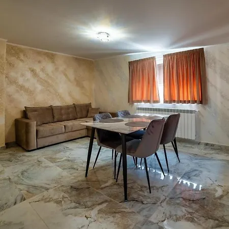 Rasarit La Mare Neversea 3