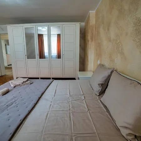 Διαμέρισμα Rasarit La Mare Neversea 3 *